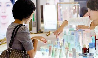 化妆品销售技巧之掌握顾客消费心理