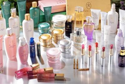 西安女孩如何凭借专业与真诚，成为化妆品销售行业的佼佼者